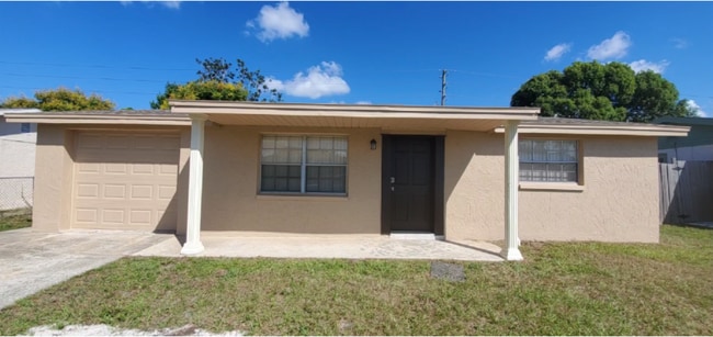 Building Photo - 7525 Fox Hollow Dr Rental