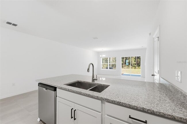 Photo - 2770 Raindrop Run St