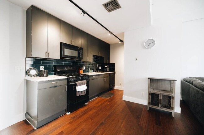 Photo - 915 Franklin St Unit 5H