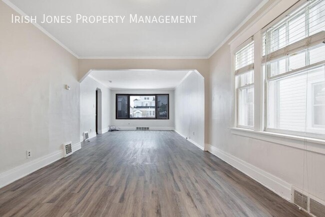 Photo - 276 Davidson-Lower Unit Lower