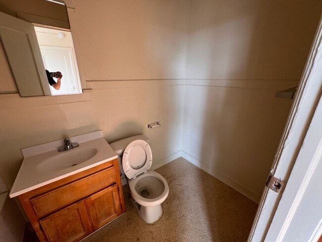 Photo - 2532 DALY STREET