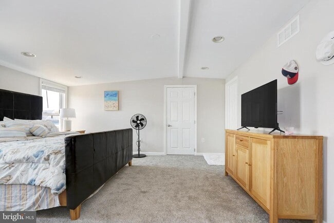 Photo - 5123 Ventnor Ave Unit B