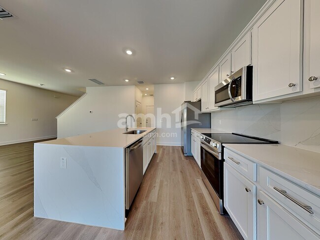 Photo - 151 Bee Tree Blvd