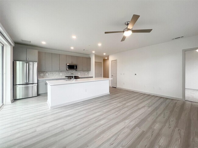 Photo - 3636 W Dallas St