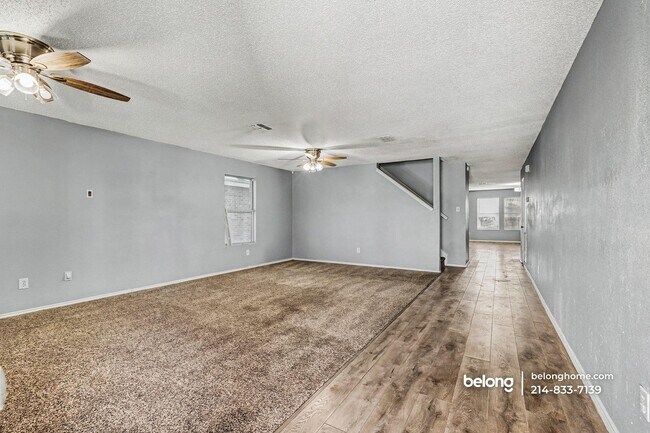 Photo - 2256 White Oak Dr