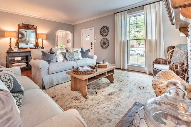 Photo - 3639 Cowden Ave