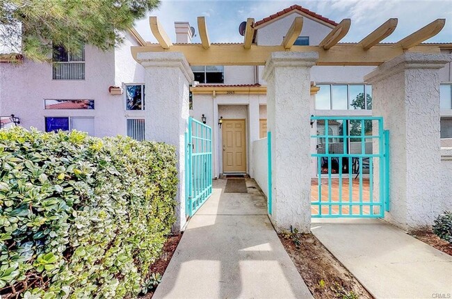 Heart of Temecula! 3 BR/ 2 story Townhome ... - Heart of Temecula! 3 BR/ 2 story Townhome ...