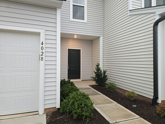 Photo - 4028 Beckton Trl
