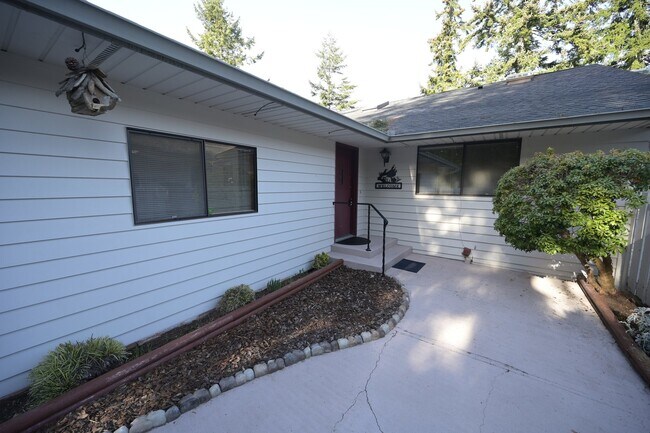 Photo - 2+ bed 2 bath condo in Sunland, Sequim