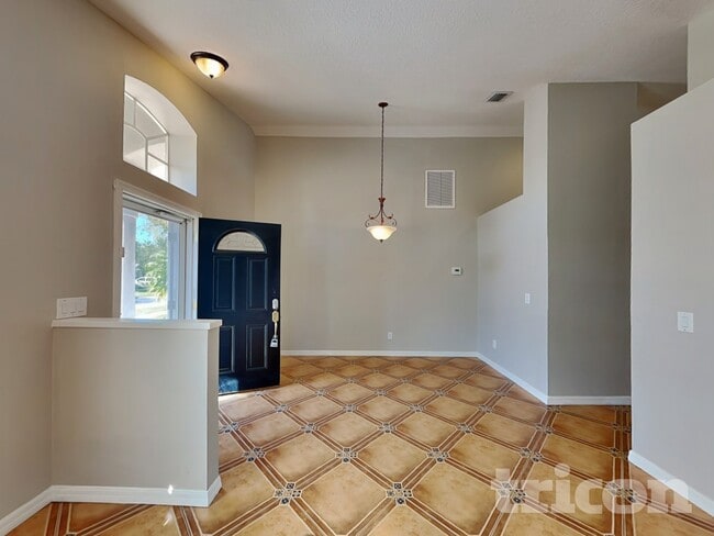 Photo - 30843 Birdhouse Dr