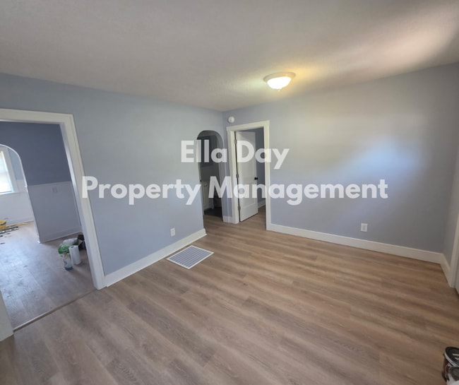 Photo - 1002 S Topeka St