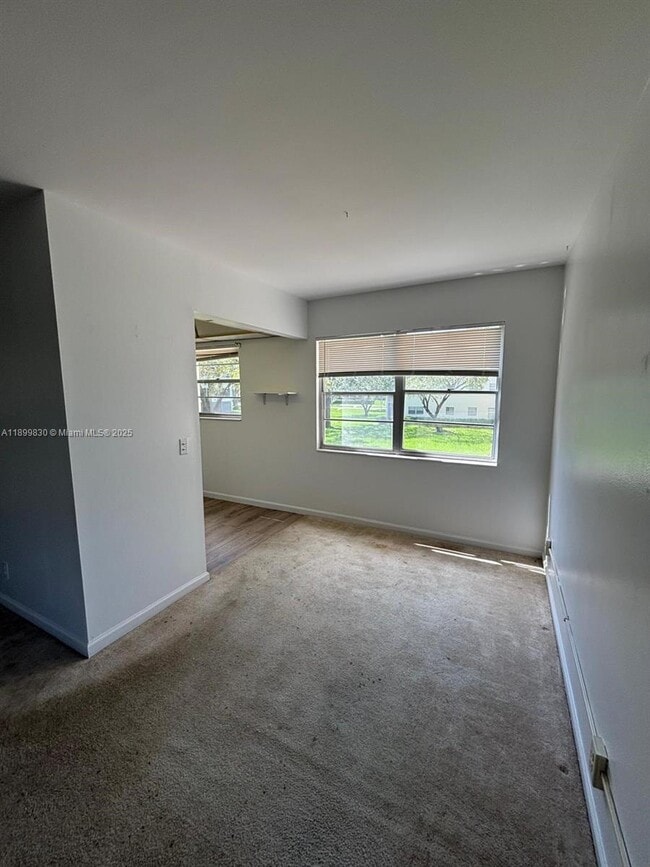 Photo - 564 Mansfield M Unit 564