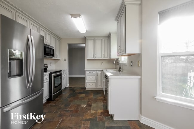 Photo - 6 Wyndham Dr