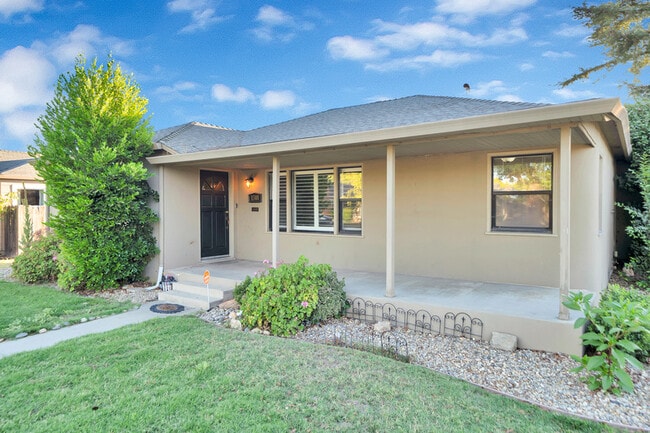 Photo - 1301 S Lee Ave