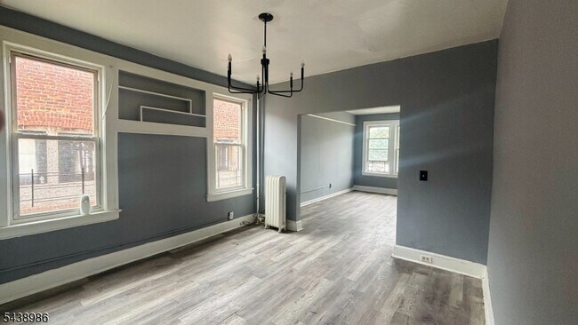 298 Union Ave