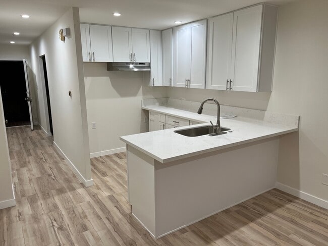 Building Photo - 4516 Bond St
