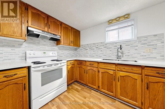 Photo - 156 Centennial Rd