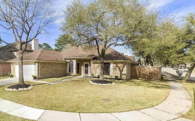 Building Photo - 19610 Vernier Woods Ln Rental