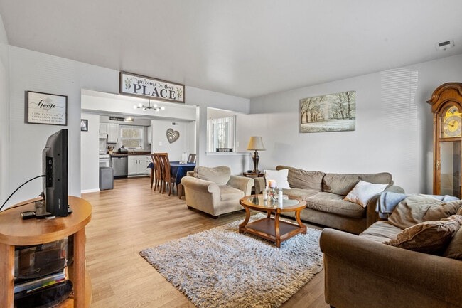 Photo - 36 Maynard Dr Unit A