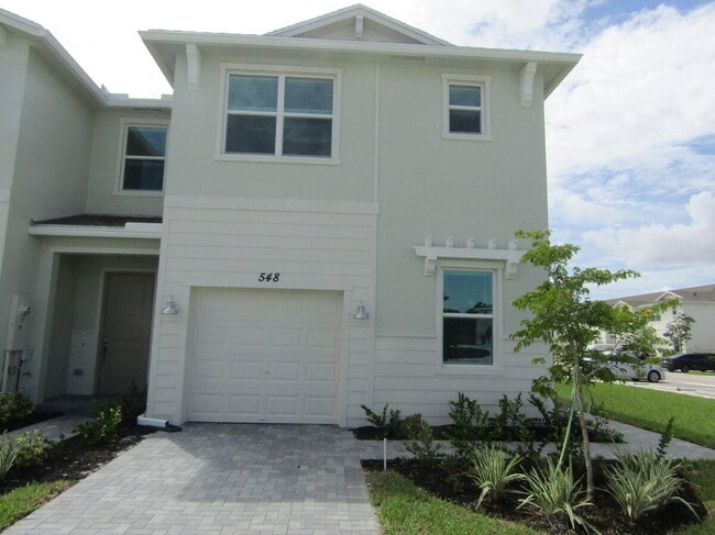 Building Photo - 548 Rivergrass St Rental