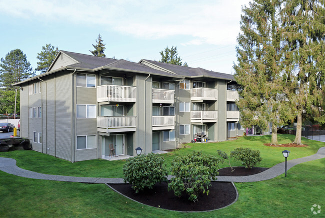 Building Photo - Bluffs at Evergreen Rental