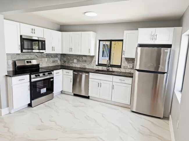 Photo - 1456 NE 24th Ct Unit A