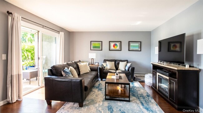 Photo - 81 Richmond Blvd Unit 1B