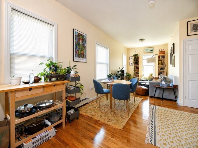 Photo - 81 Tremont St