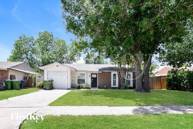 Building Photo - 1718 Whiteoak Dr Rental