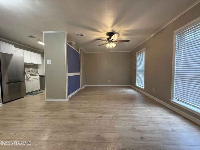 204 Winsor Dr