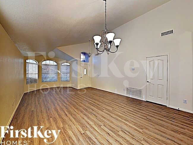 Photo - 7206 E Lindner Ave