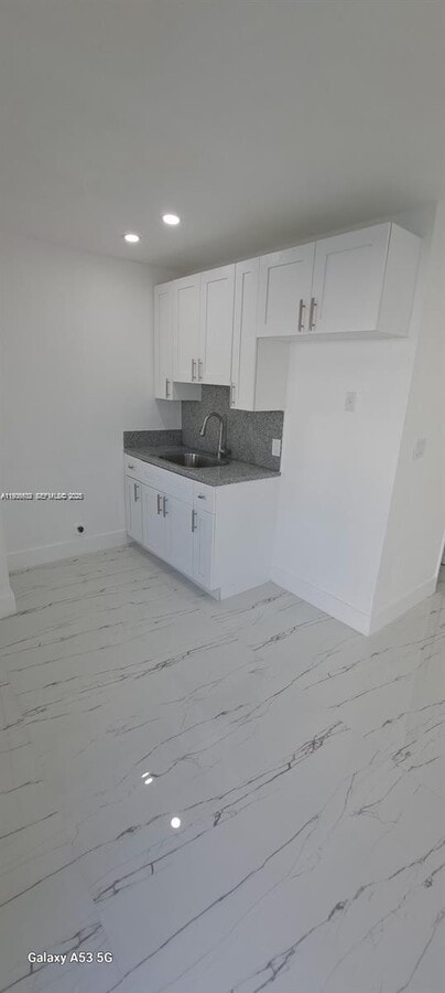 Photo - 2938 NW 61st St Unit 2