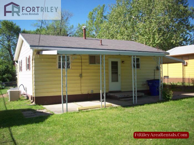 Photo - Spacious home for rent!