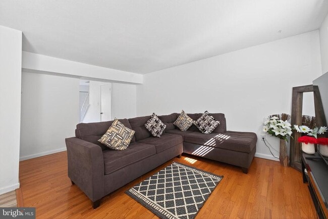 Photo - 12462 Skipper Cir