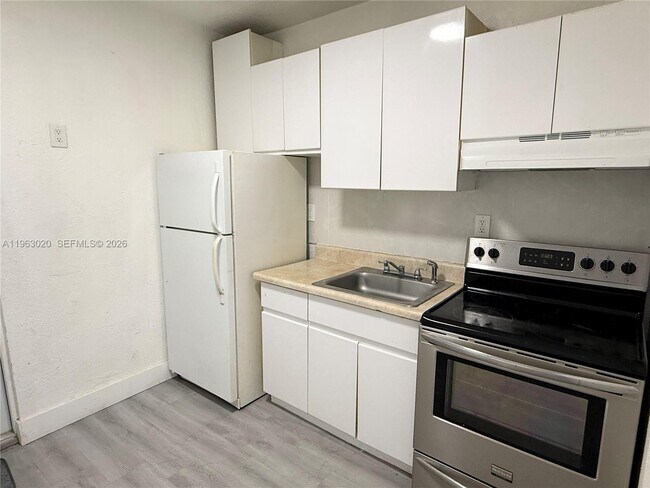 Photo - 5903 SW 26th Terrace