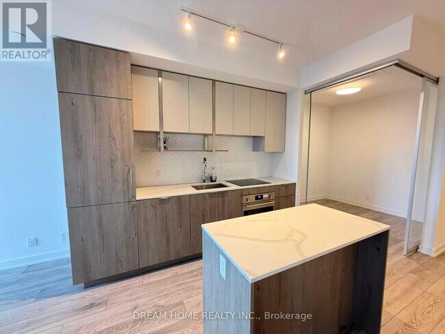 Photo - 15 Holmes Ave Unit 1503