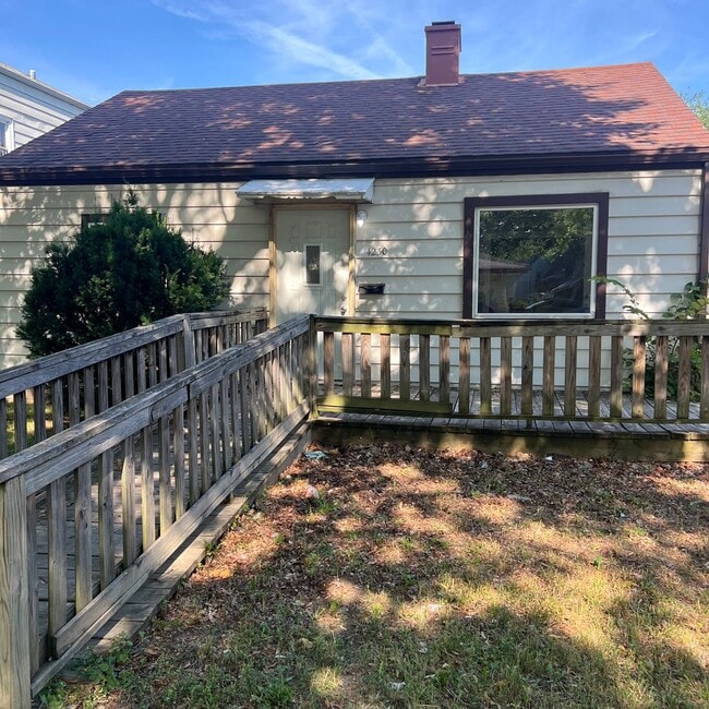 Building Photo - 4230 N 53rd St