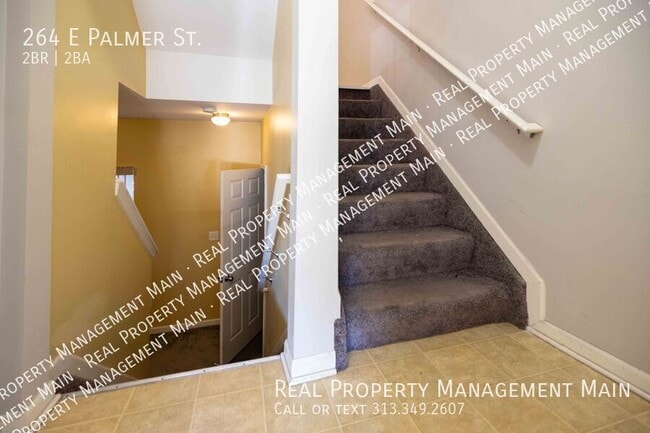 Photo - 264 E Palmer St