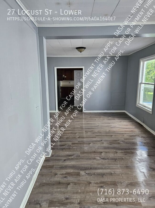 Photo - 27 Locust St Unit Lower