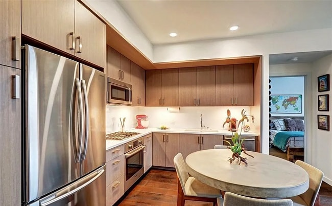 Photo - 1321 Seneca St Unit #1004