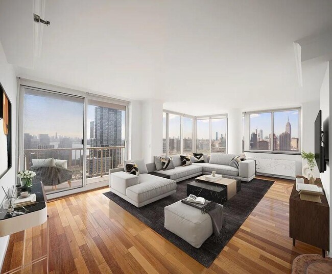 Building Photo - 3 bedroom in Long Island City NY 11109 Unit PH4 Rental