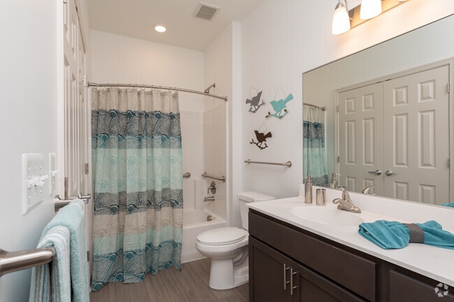 1BR, 1BA - 1,150 SF (Bathroom)