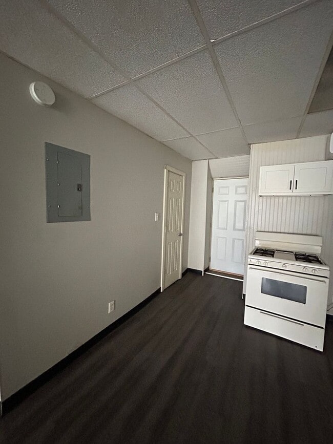 Photo - 105 W Emeline St Unit D