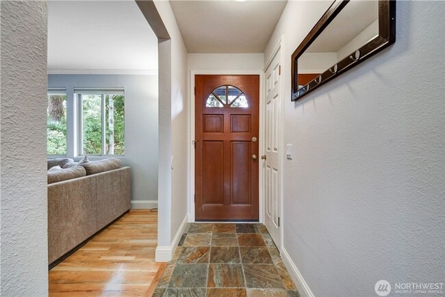 Photo - 3bd/1.75ba Kirkland Home