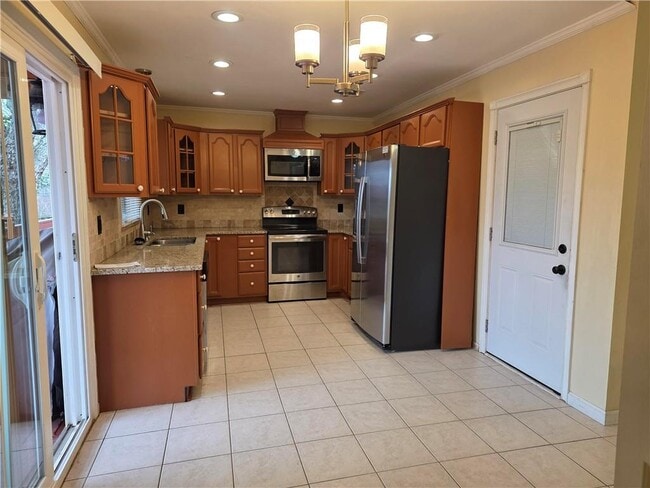 Photo - 2631 Bechers Brook