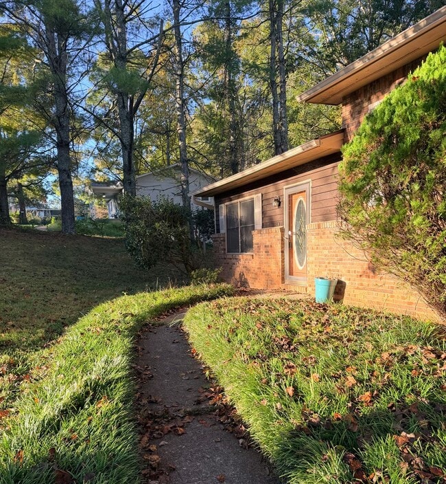 Photo - Spacious 3 Bed, 2 Bath Home in Arden With ...