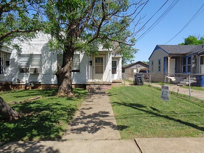 Building Photo - Dumane 1112-1114 Unit 1114