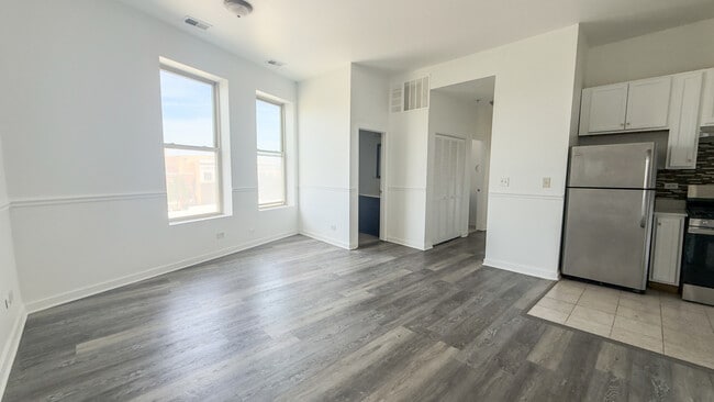 Photo - 317 S Homan Ave Unit 3E