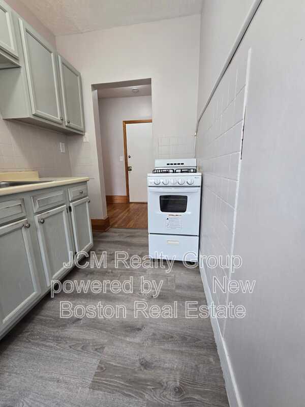 Photo - 167 N Common St Unidad 25