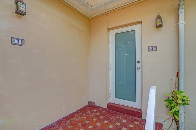 Photo - 2160 E Bay Harbor Dr Unit 1-2